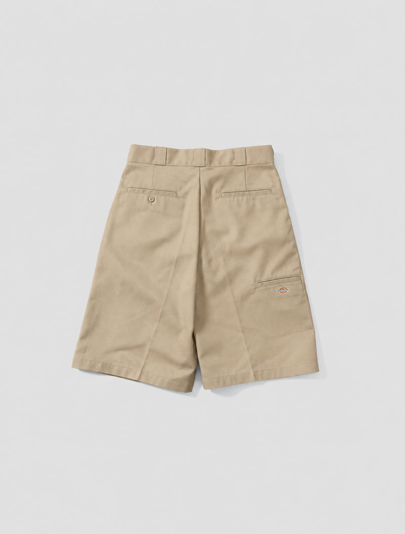 42283 Loose 13'' Multi Pocket Shorts