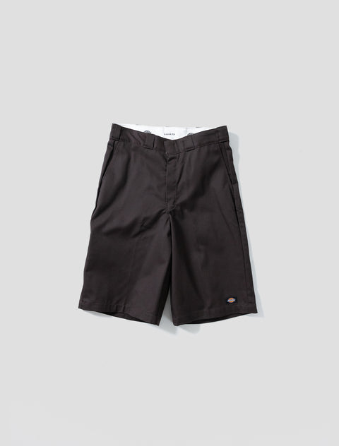 42283 Loose 13'' Multi Pocket Shorts