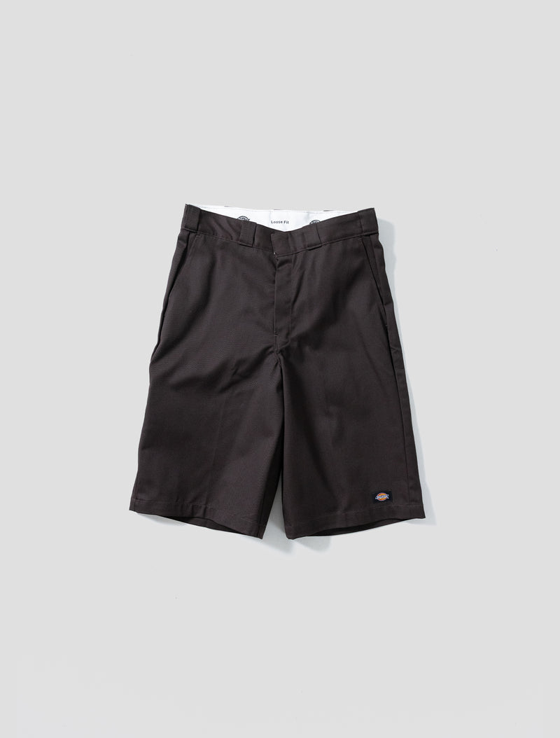 42283 Loose 13'' Multi Pocket Shorts