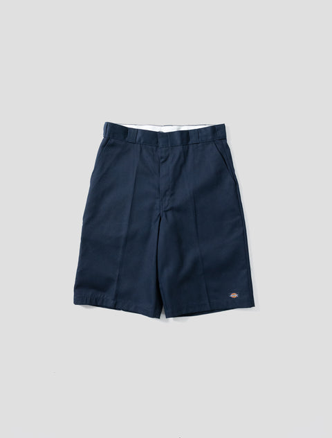 42283 Loose 13'' Multi Pocket Shorts