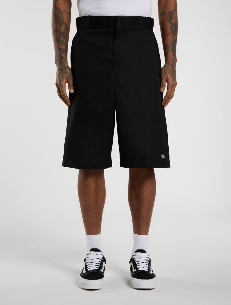 42283 Loose 13'' Multi Pocket Shorts