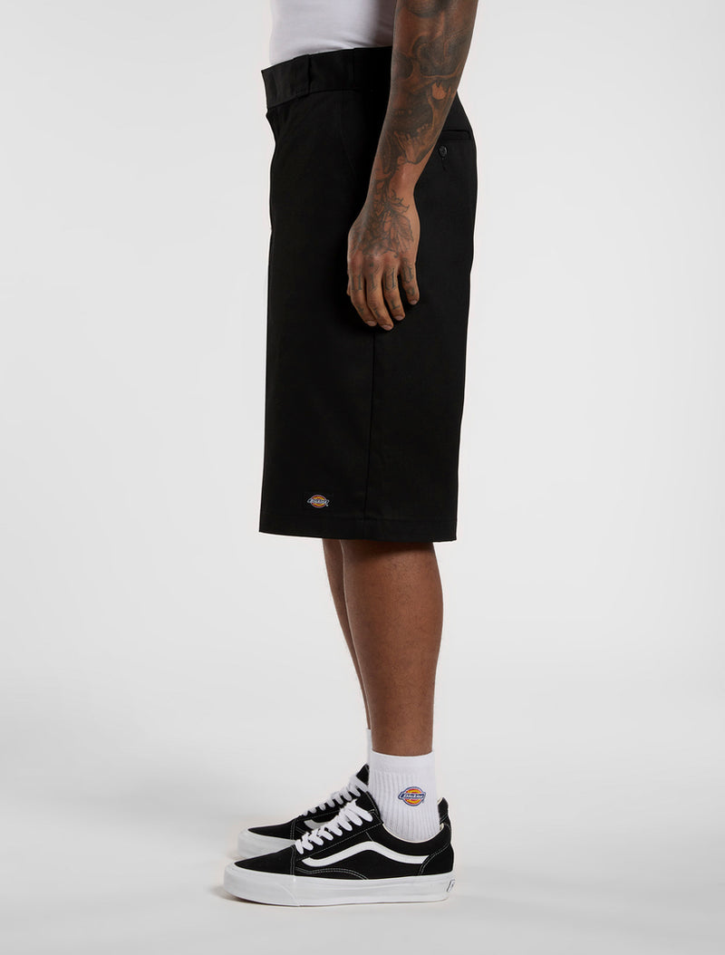 42283 Loose 13'' Multi Pocket Shorts