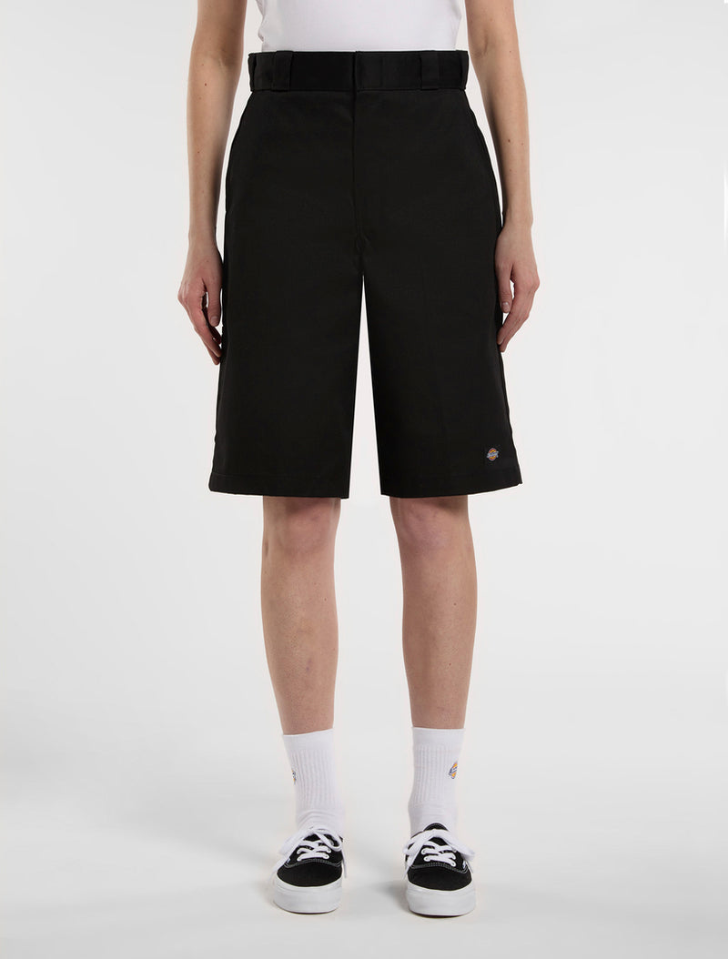 42283 Loose 13'' Multi Pocket Shorts