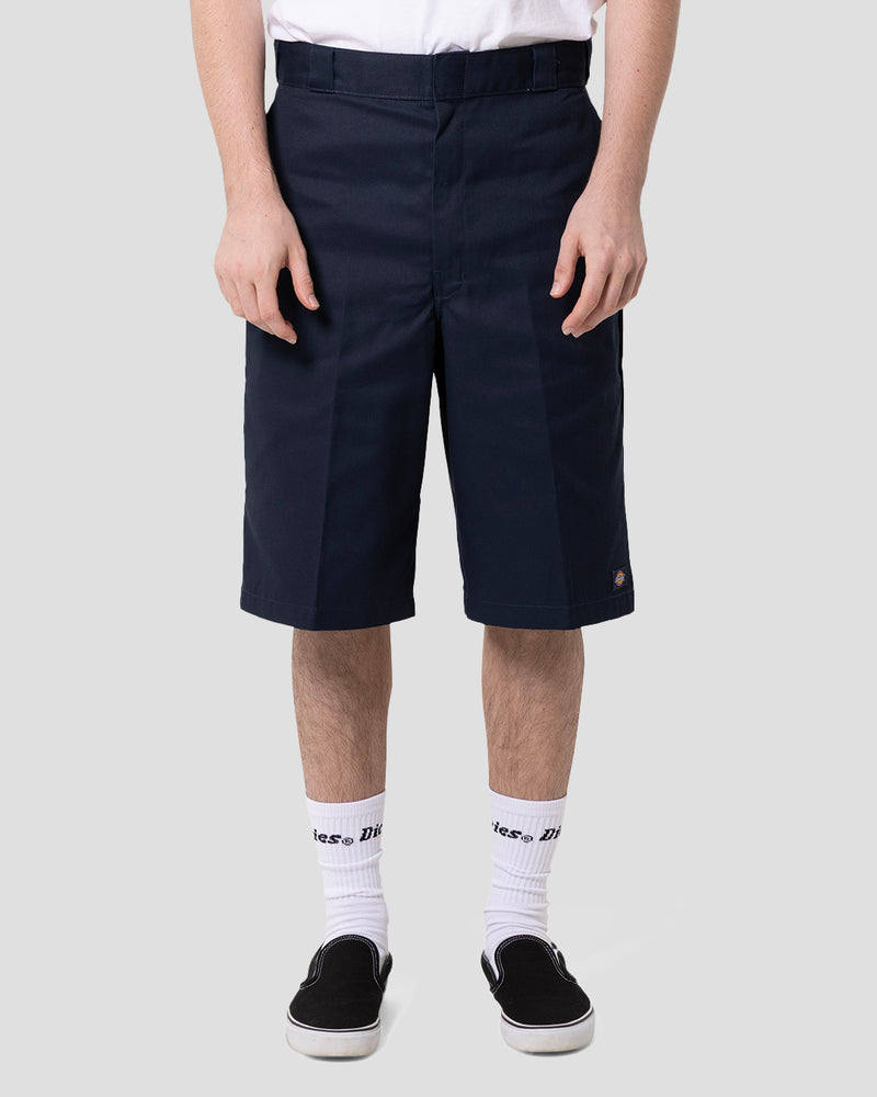 42283 Loose 13'' Multi Pocket Shorts