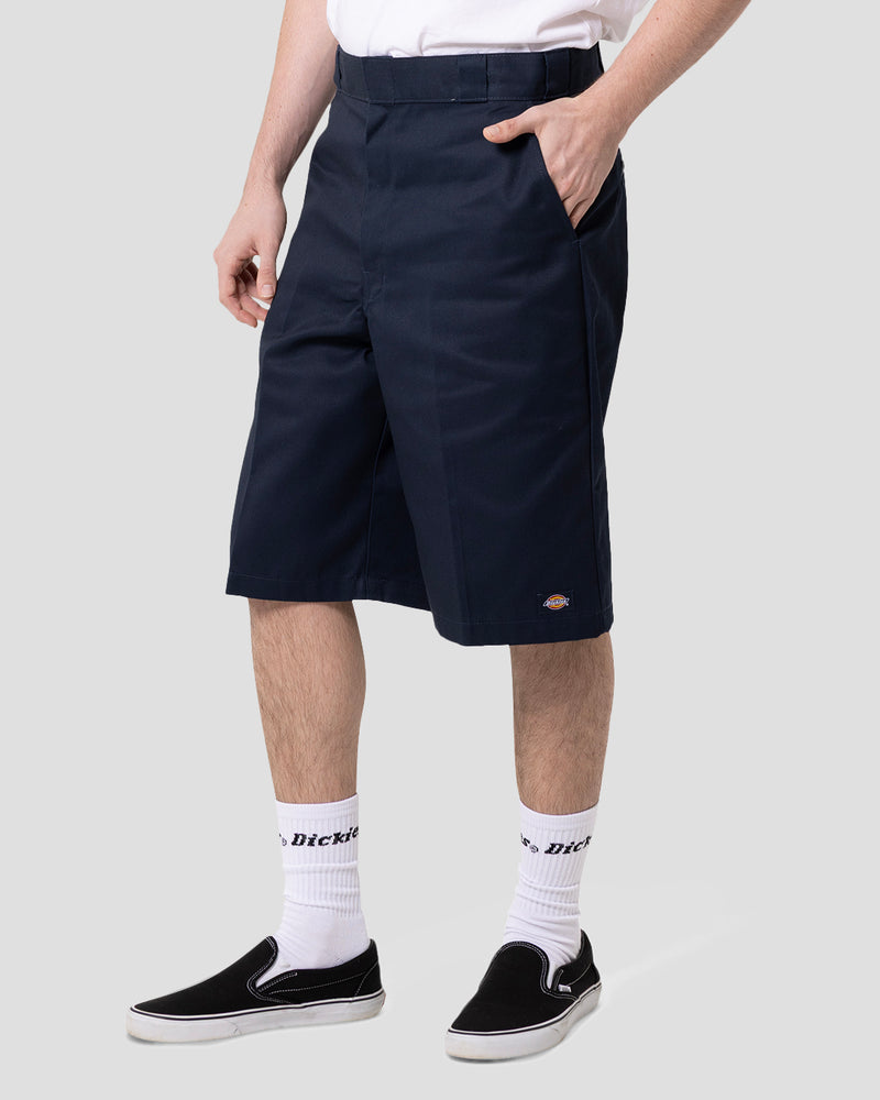 42283 Loose 13'' Multi Pocket Shorts
