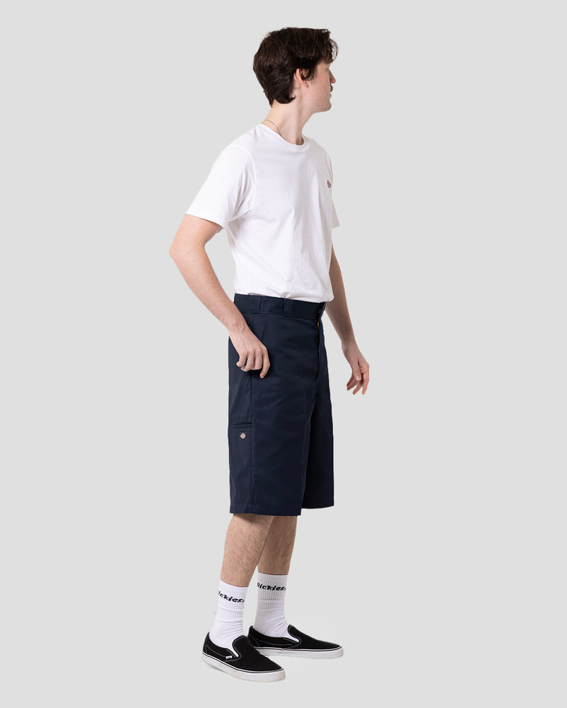 42283 Loose 13'' Multi Pocket Shorts