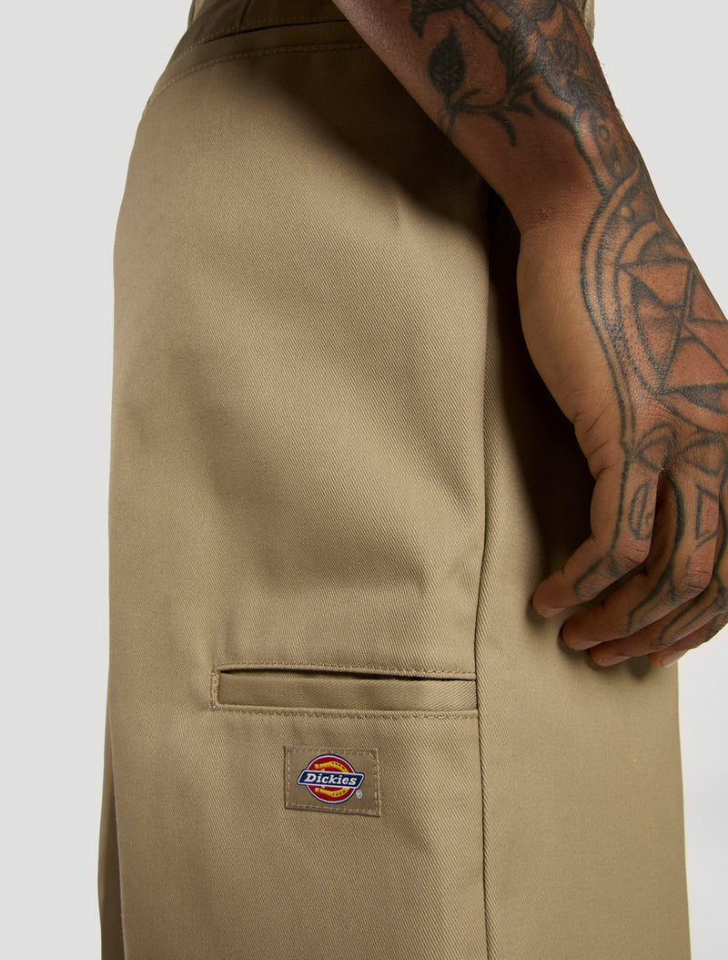 42283 Loose 13'' Multi Pocket Shorts