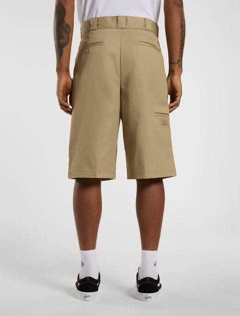 42283 Loose 13'' Multi Pocket Shorts