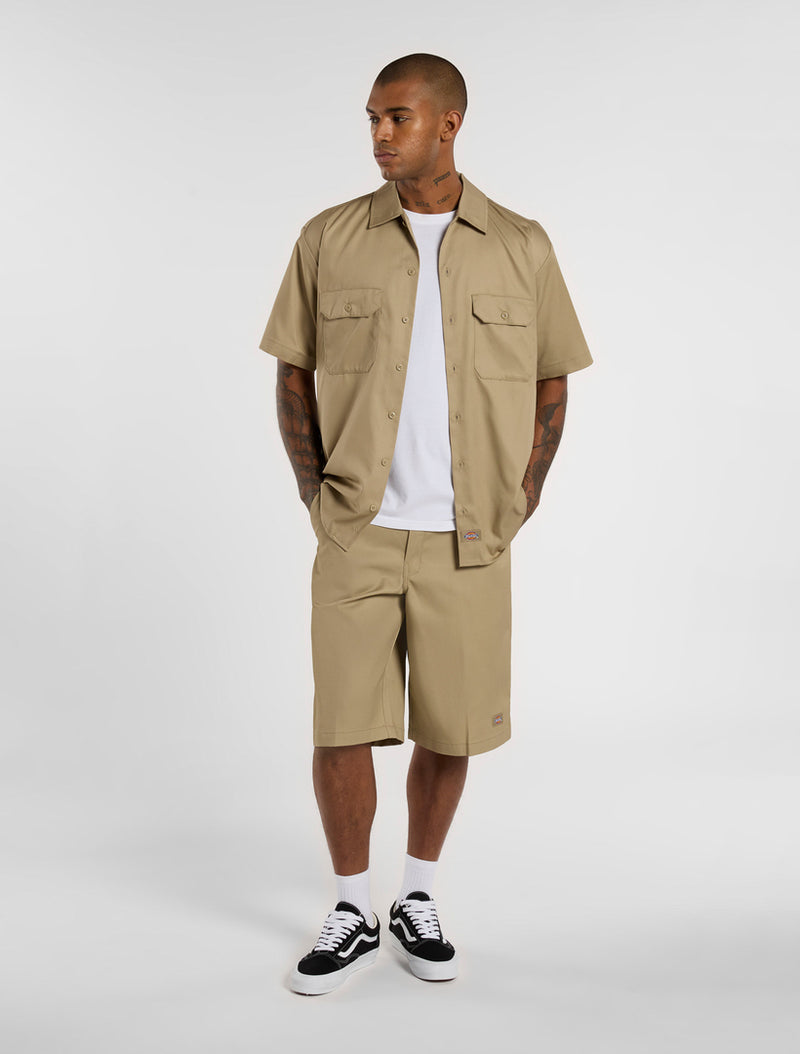 42283 Loose 13'' Multi Pocket Shorts