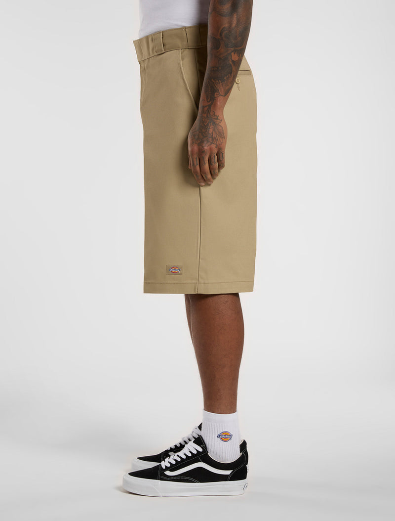 42283 Loose 13'' Multi Pocket Shorts
