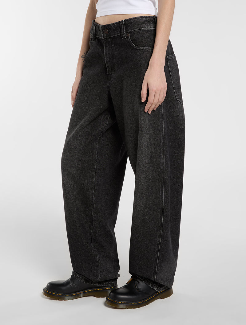 Loose Tapered Women's Work Jeans